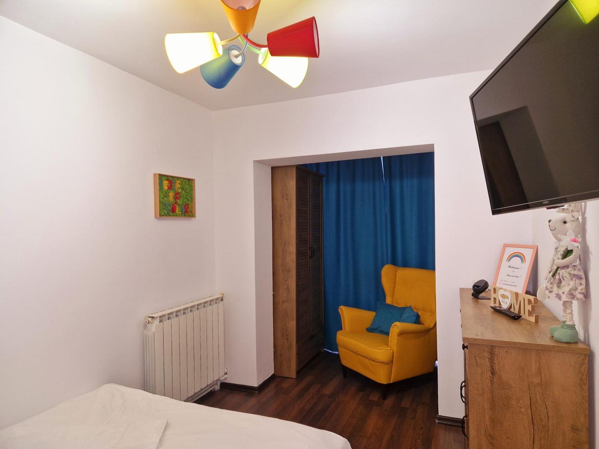 Ferienwohnung House Of Colors Petroşani Exterior foto
